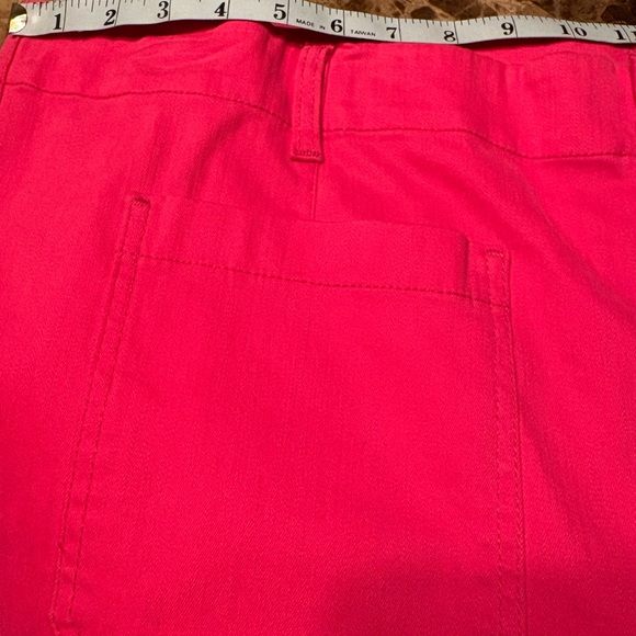 Code Bleu NWT Pink Flare & Wide Leg Crop Jeans Raspberry Sorbet Color. Size 20W - Picture 11 of 11